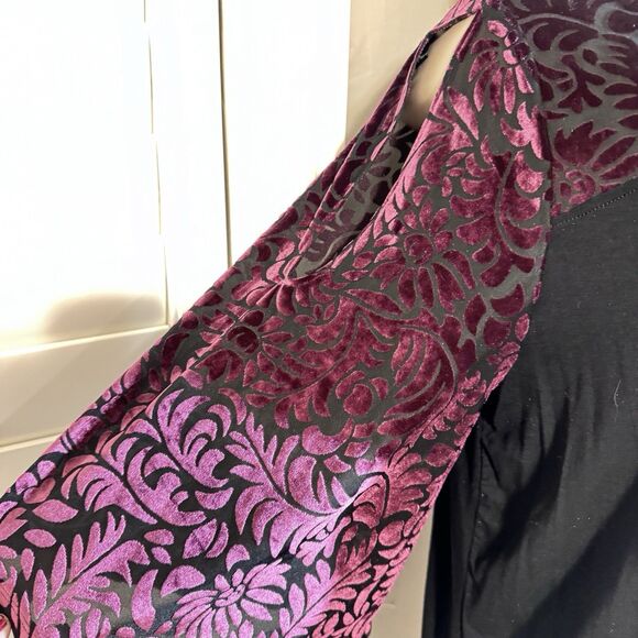 Anywear By Catherines Blouse 1X Velvet Burnout Cold Shoulder Top  Party NWT - Picture 3 of 8